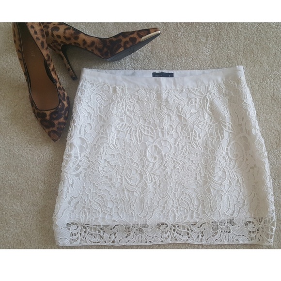 Koaj white crochet overlay skirt - Picture 1 of 5